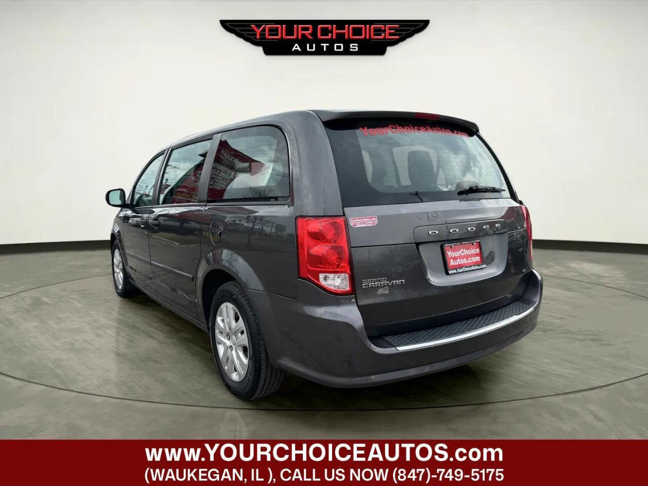 Used 2016 Dodge Grand Caravan American Value Package FWD image 3