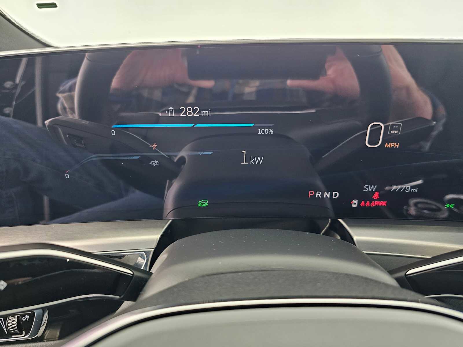 Used 2025 Cadillac Lyriq Luxury w/ LPO, Floor Liner Package image 22