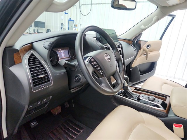 Used 2024 Nissan Armada SL w/ Captain's Chairs Package image 18