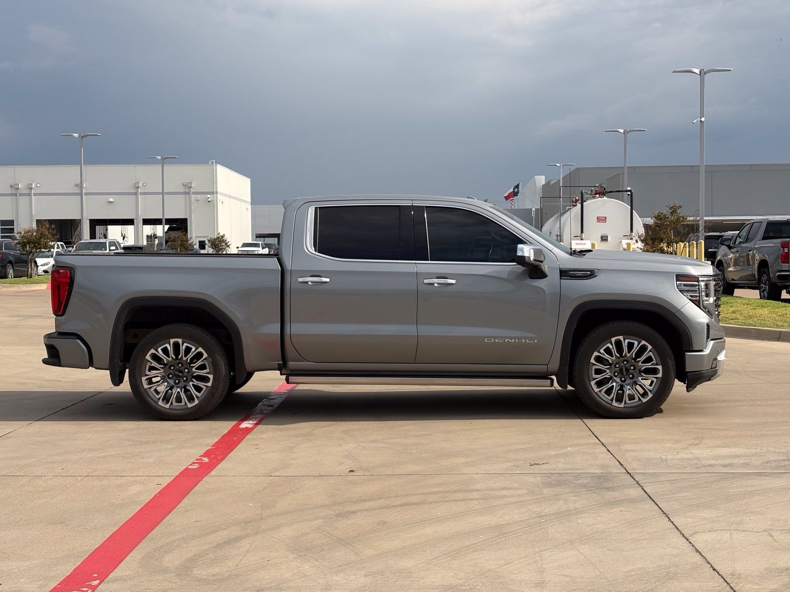 Certified 2024 GMC Sierra 1500 Denali Ultimate AWD/4WD image 8