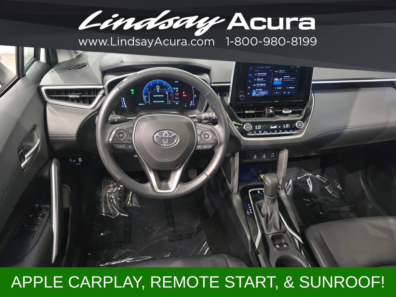 Used 2023 Toyota Corolla Cross XLE w/ Convenience Package AWD/4WD image 14