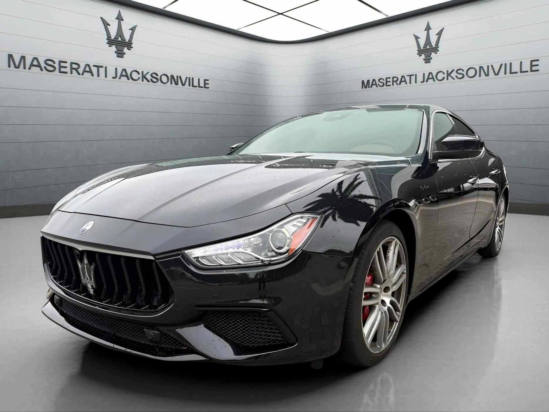 Used 2022 Maserati Ghibli Modena image 15