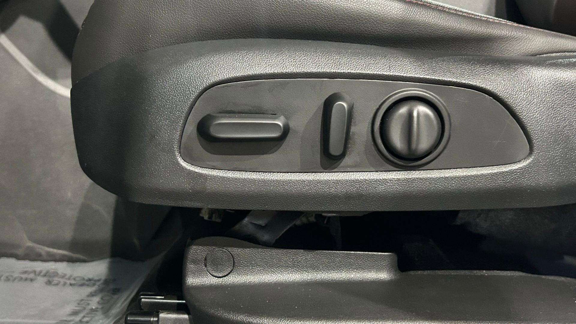 Used 2020 Chevrolet Blazer RS image 43