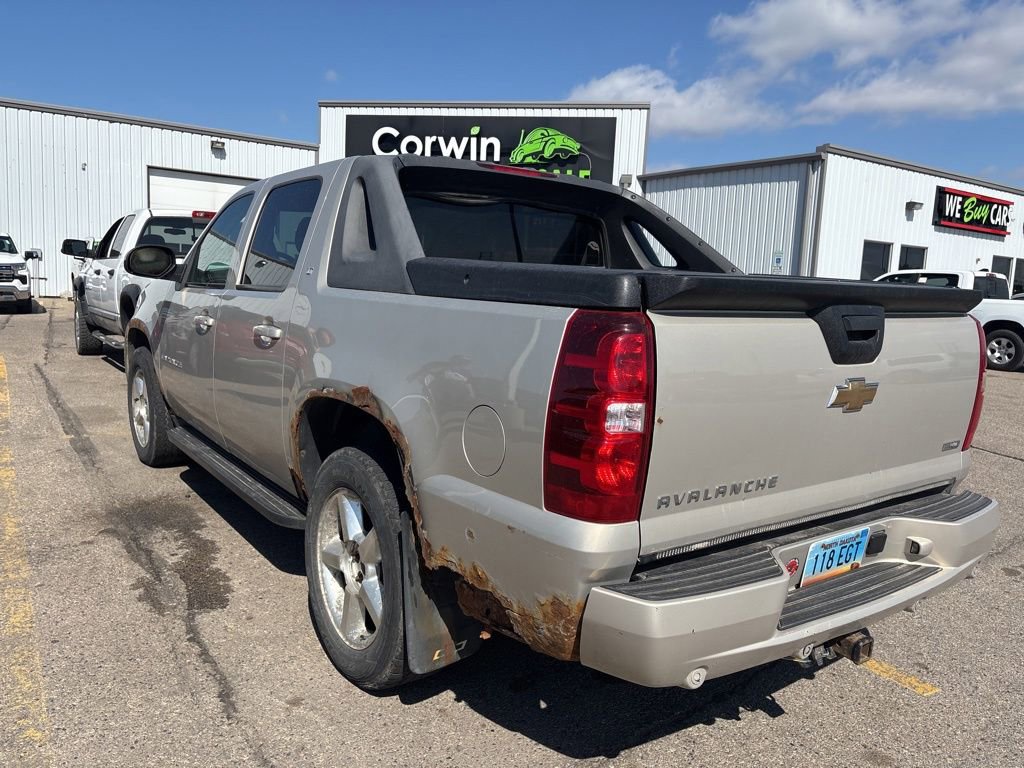 Used 2007 Chevrolet Avalanche LT w/ LT Preferred Equipment Group AWD/4WD image 4