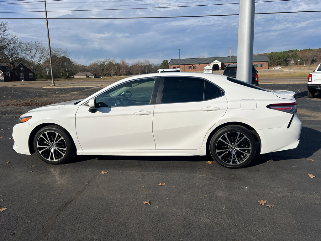 Used 2018 Toyota Camry SE w/ Protection Package (Q2) image 8