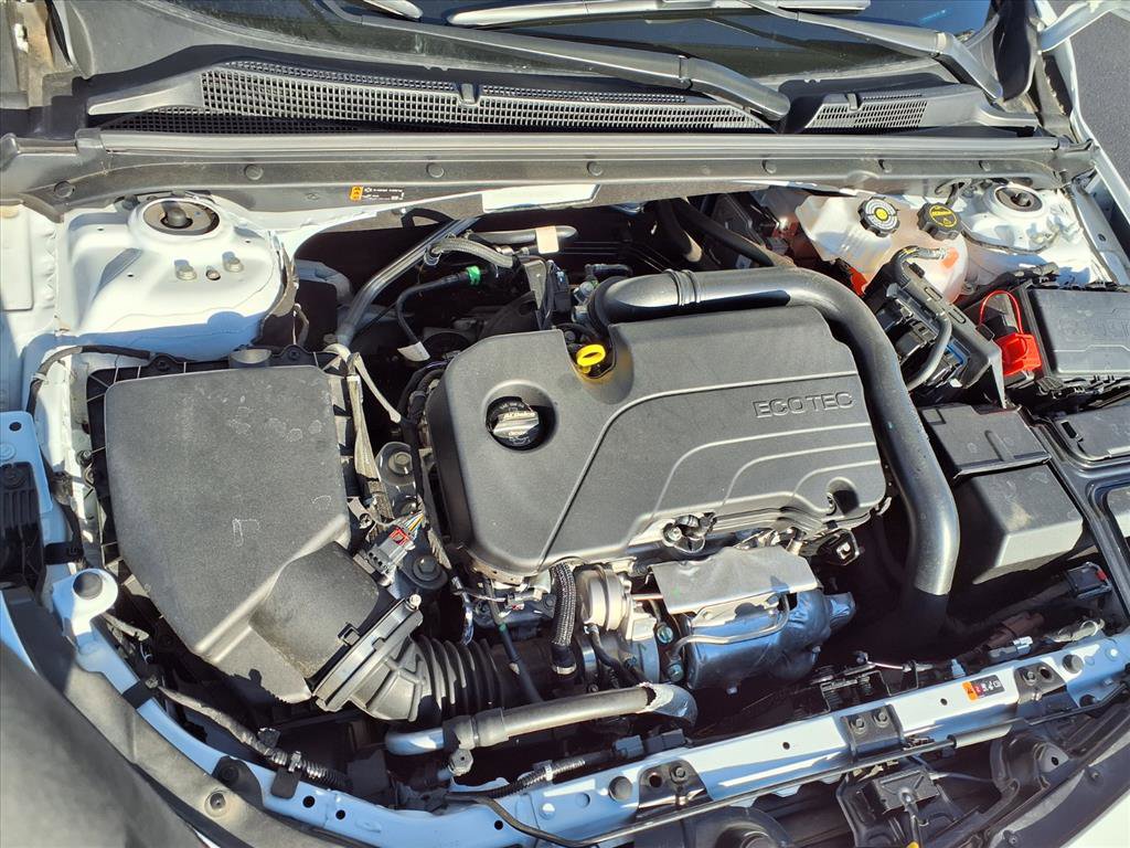 Used 2025 Chevrolet Malibu LS w/ LPO, Floor Liner Package image 29