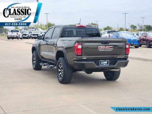Used 2024 GMC Canyon AT4X AWD/4WD image 8