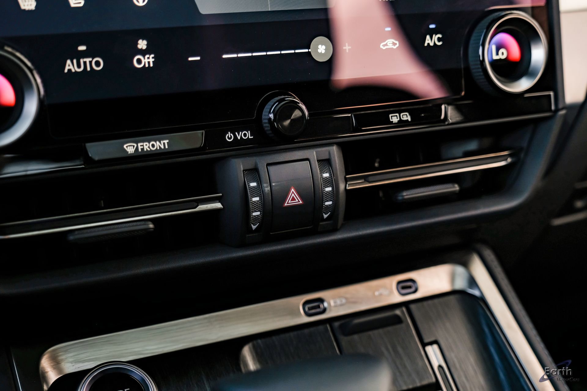 Used 2025 Lexus GX 550 550 Luxury+ HUD Traffic LIFTED w/ Accessory Package (2T) image 61