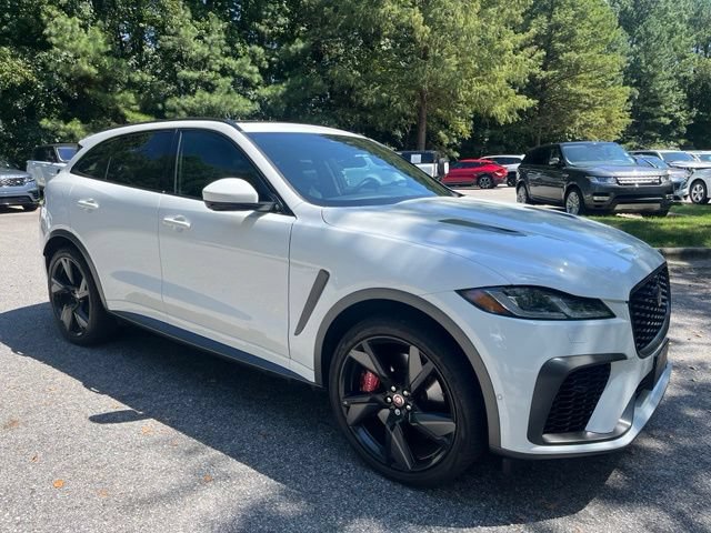 Certified 2023 Jaguar F-PACE SVR AWD/4WD image 2