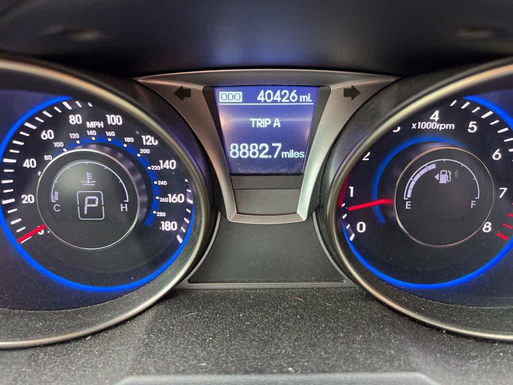 Used 2016 Hyundai Genesis 3.8 RWD image 14
