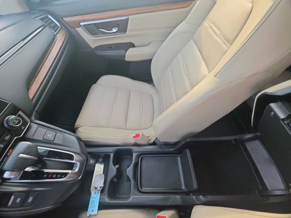 Used 2018 Honda CR-V Touring image 24