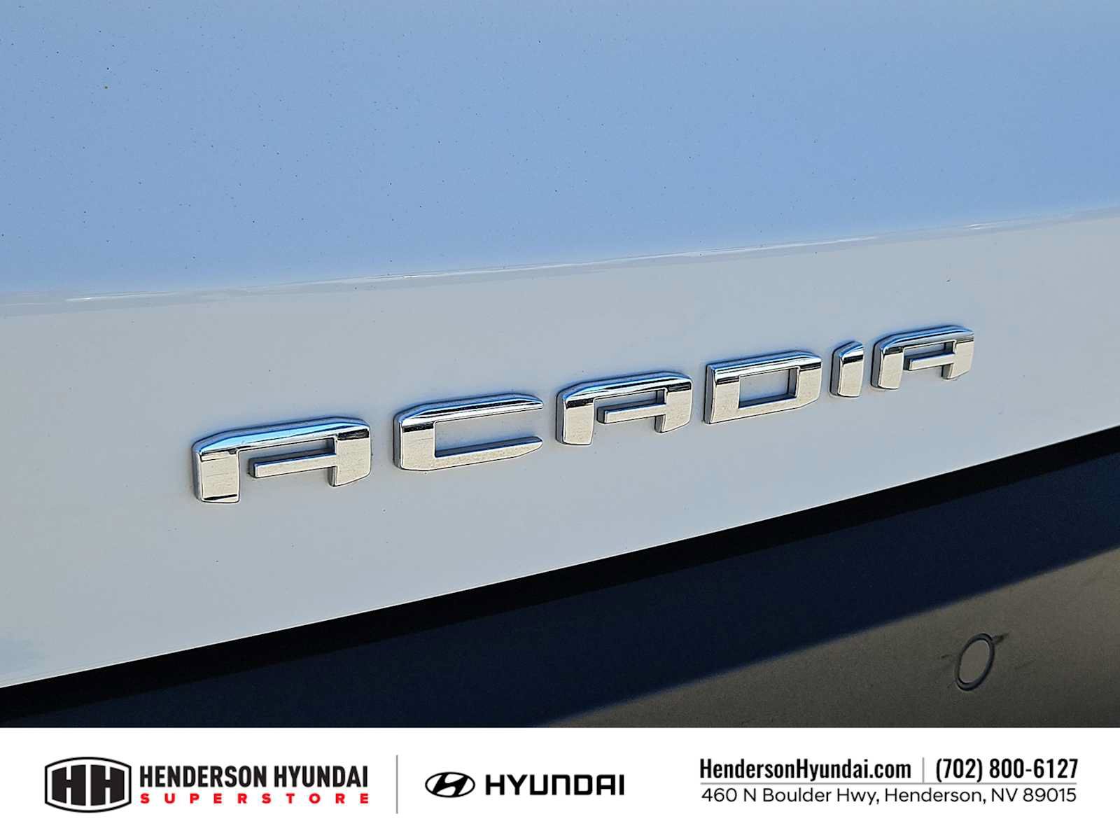 Used 2023 GMC Acadia SLT FWD image 13