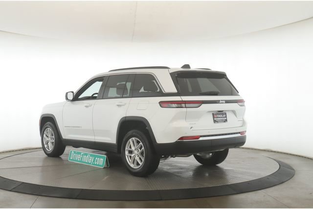 Used 2025 Jeep Grand Cherokee Laredo X AWD/4WD image 8