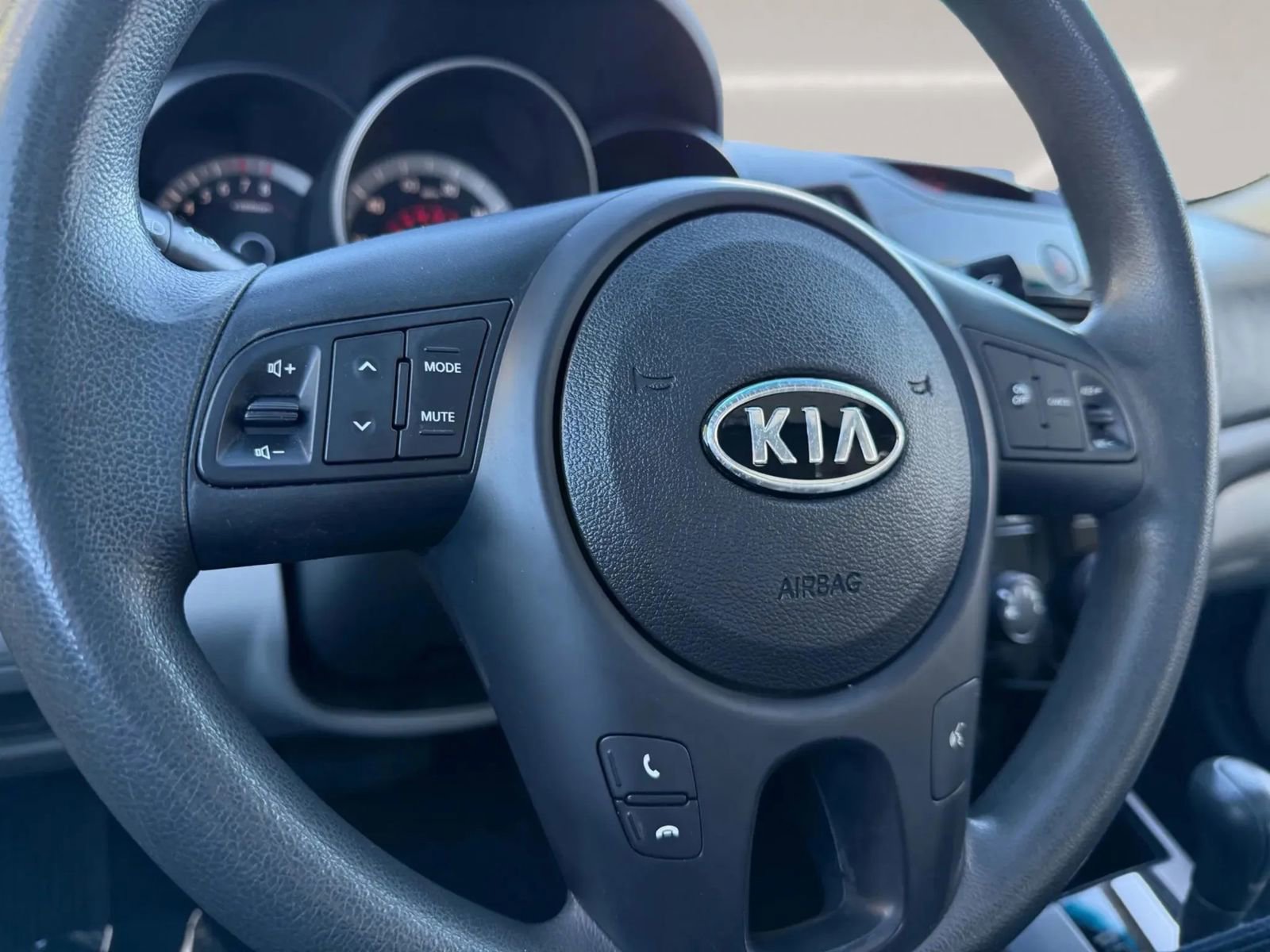 Used 2010 Kia Forte EX image 15