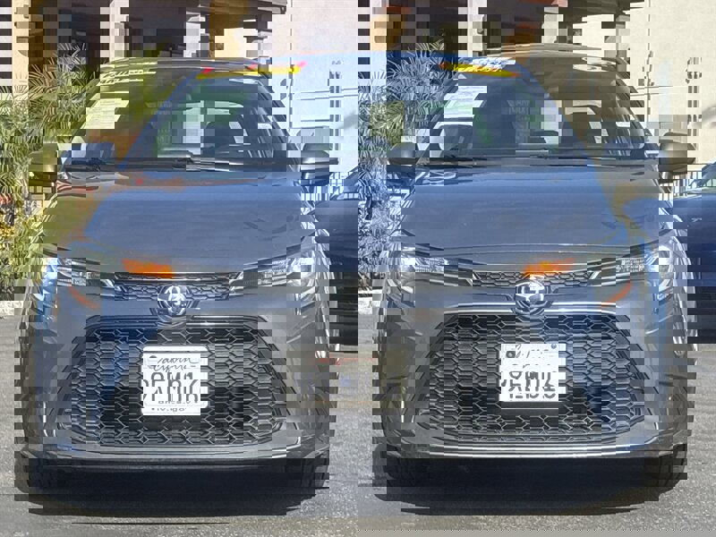 Used 2022 Toyota Corolla LE image 9