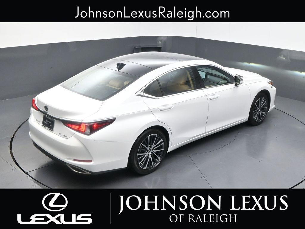 Used 2025 Lexus ES 350 w/ Premium Package FWD image 27
