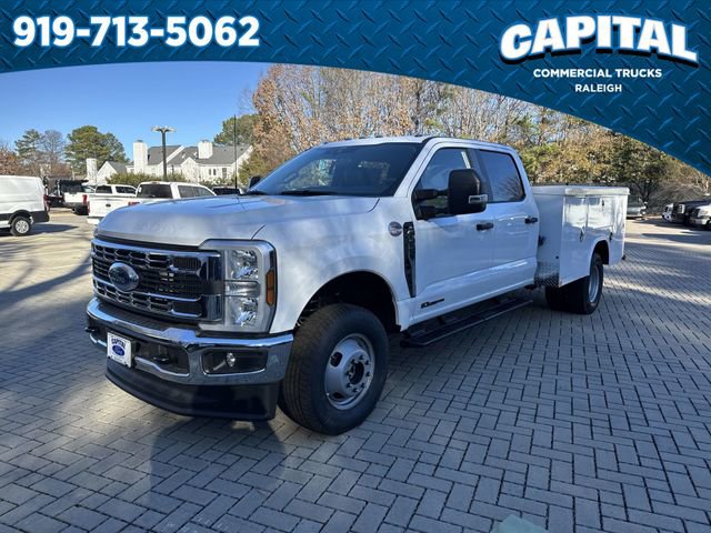 New 2026 Ford F350 XL w/ XL Chrome Package image 4