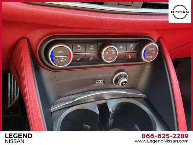 Used 2020 Alfa Romeo Stelvio Ti Sport w/ Quick Order Package 22S Sport AWD/4WD image 27