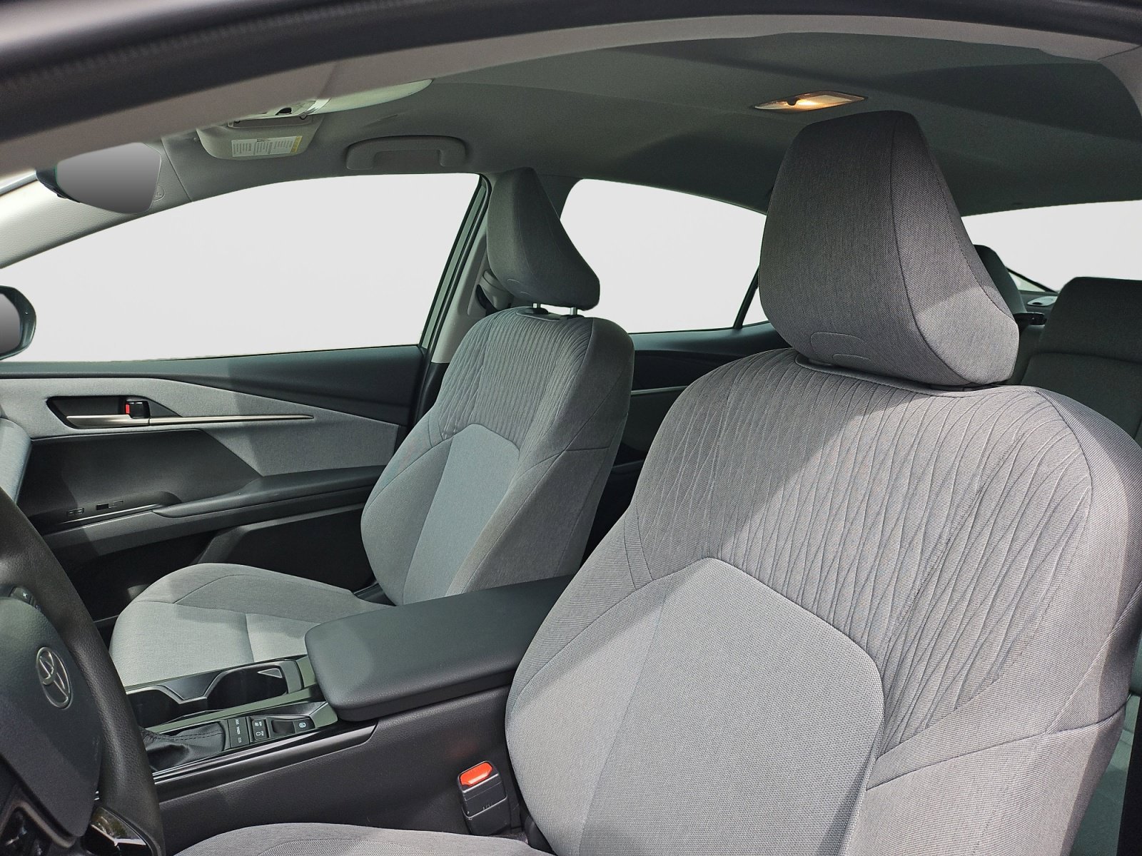 Used 2026 Toyota Camry LE FWD image 23