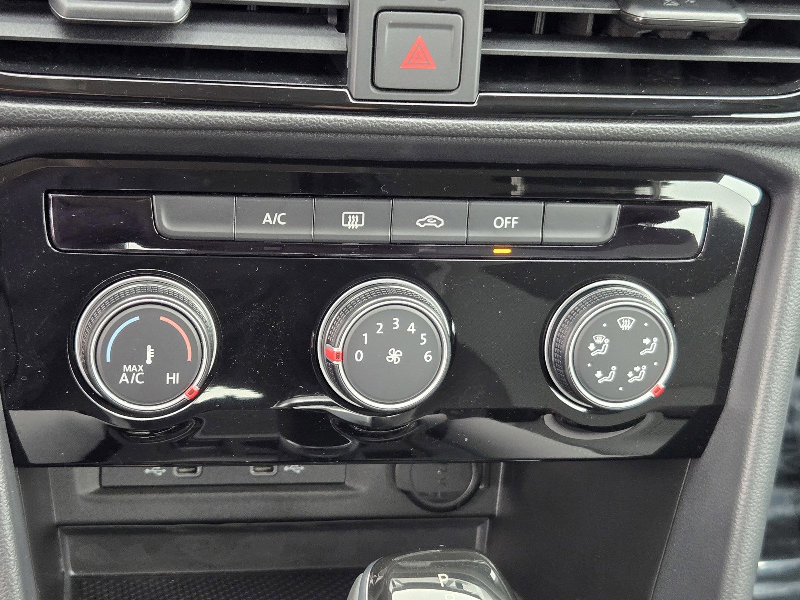 Used 2024 Volkswagen Taos S FWD image 19