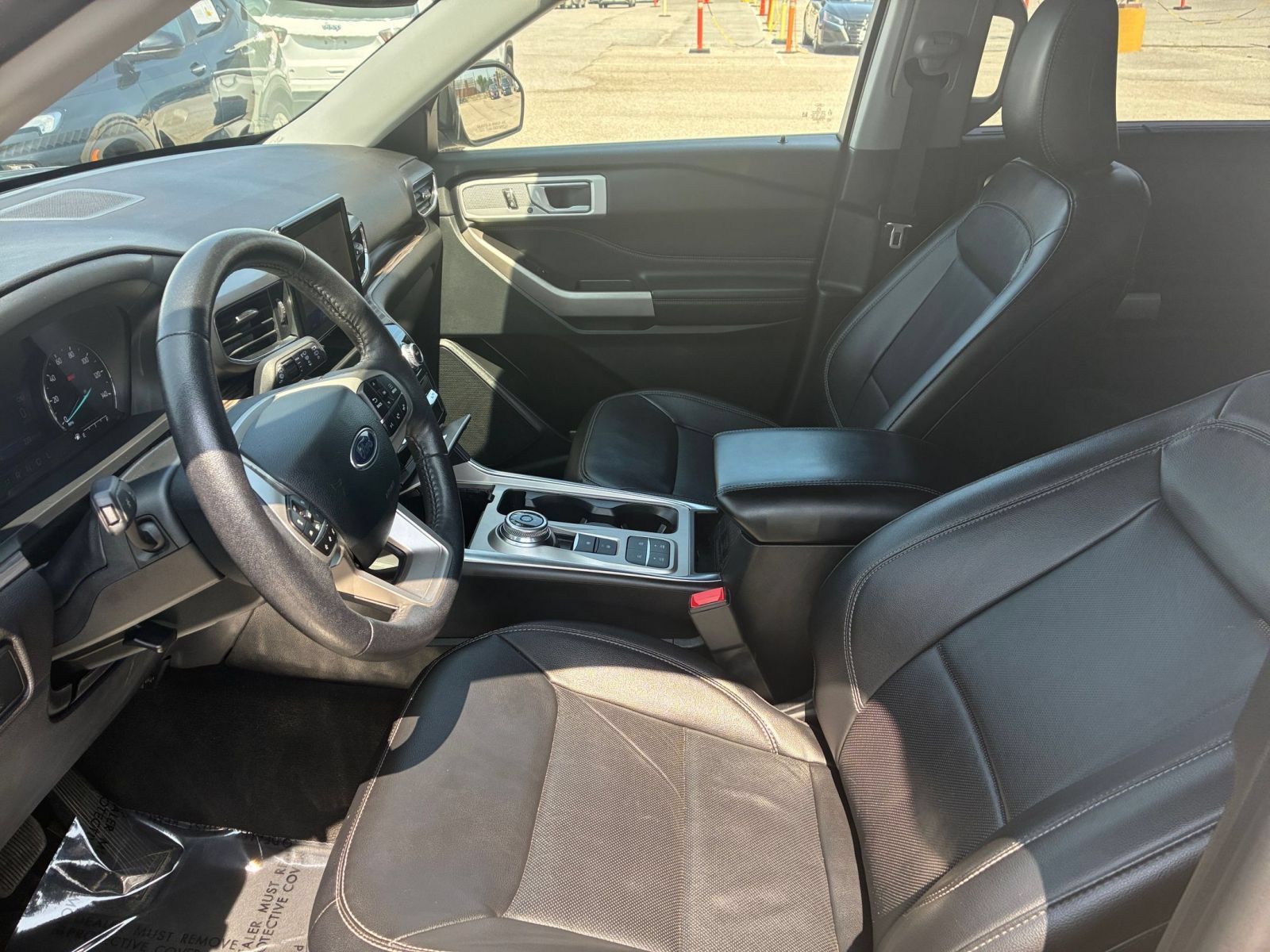 Used 2024 Ford Explorer Limited RWD image 18