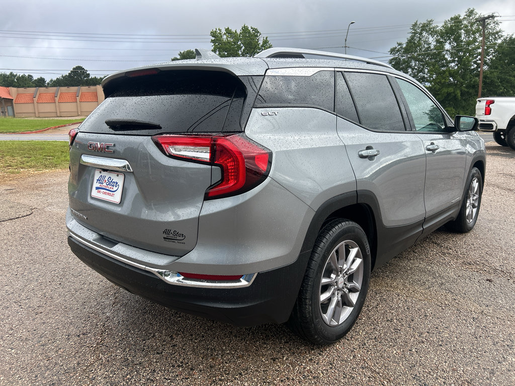 Used 2024 GMC Terrain SLT FWD image 11