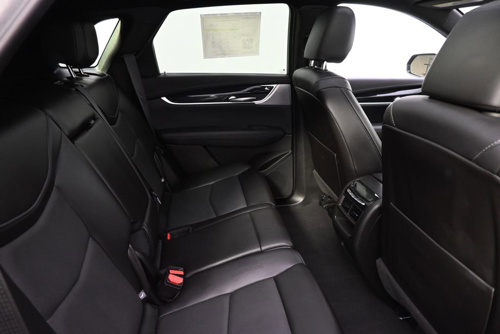Certified 2025 Cadillac XT5 Premium Luxury image 18