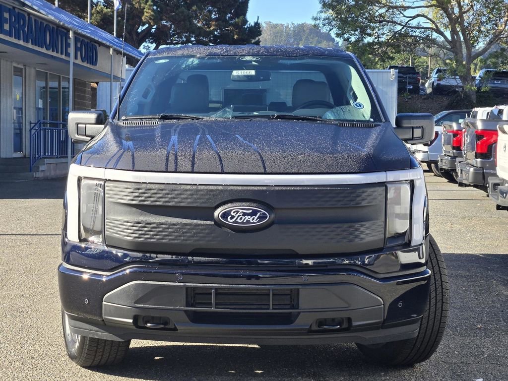 New 2025 Ford F150 Lightning Flash AWD/4WD image 20