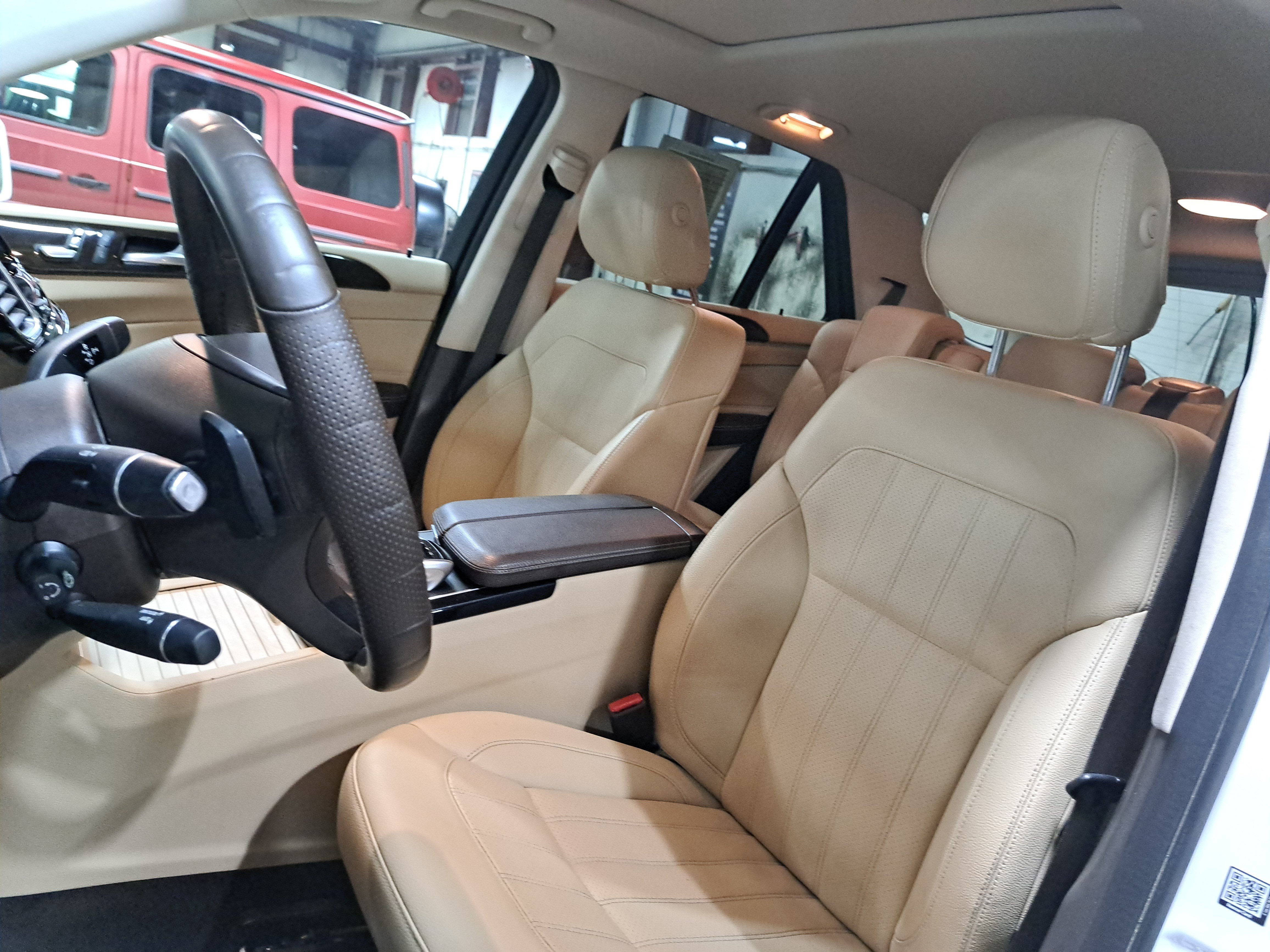 Used 2018 Mercedes-Benz GLE 350 4MATIC image 16