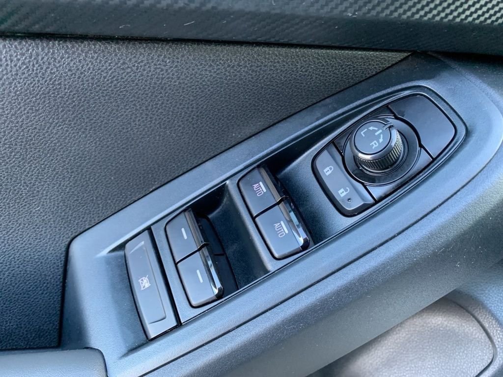 Used 2024 Subaru Crosstrek 2.0i Premium image 12