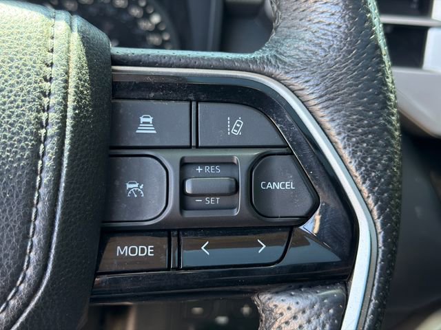 Used 2022 Toyota Tundra Limited AWD/4WD image 25