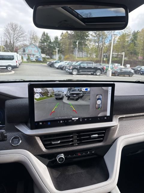 New 2026 Ford Explorer Platinum w/ LUX Leather Package AWD/4WD image 60