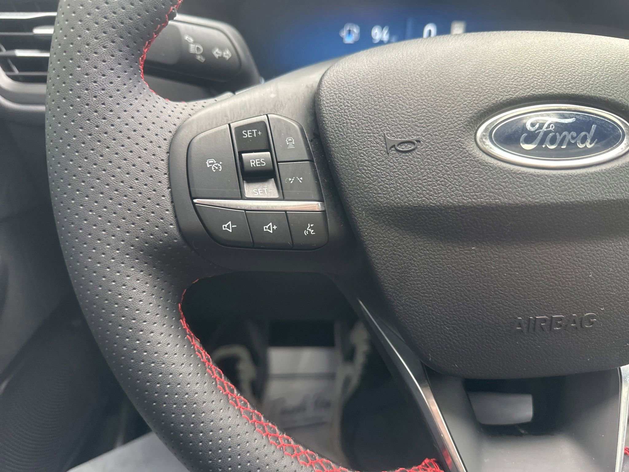 Used 2024 Ford Escape ST-Line Select w/ Tech Pack #2 AWD/4WD image 29