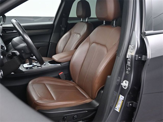 Used 2022 Alfa Romeo Stelvio Ti image 6