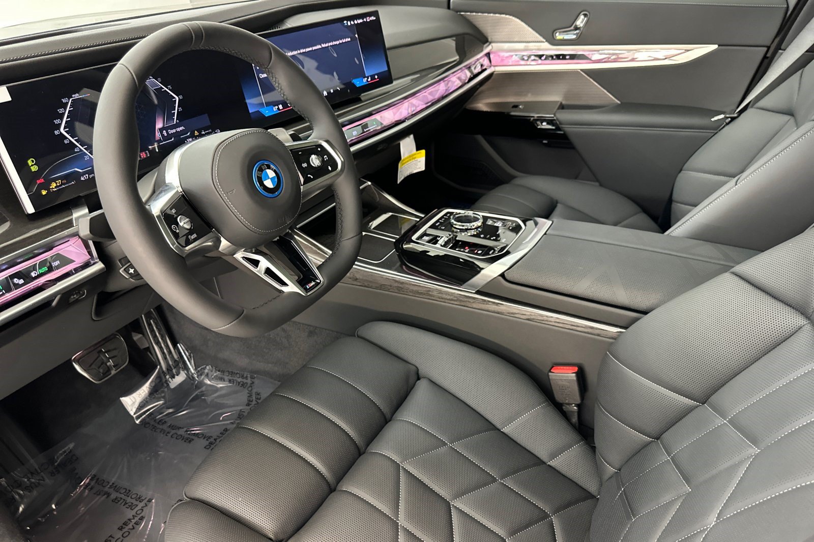 New 2026 BMW 750e xDrive w/ Premium Package AWD/4WD image 4
