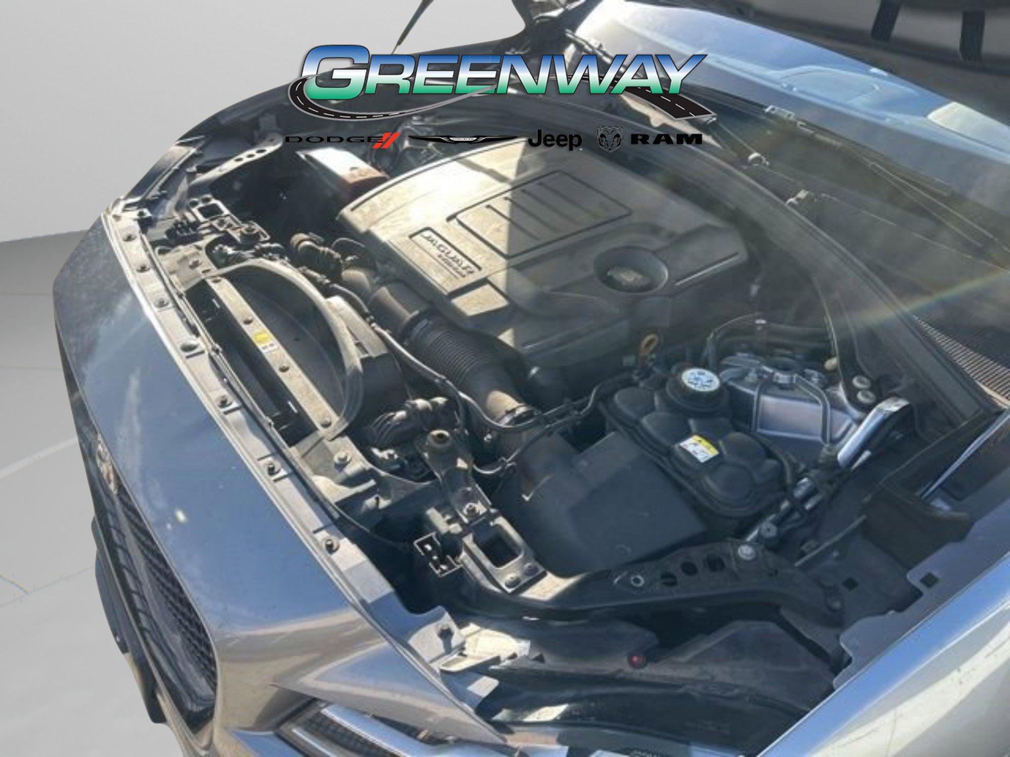 Used 2020 Jaguar F-PACE R-Sport image 29