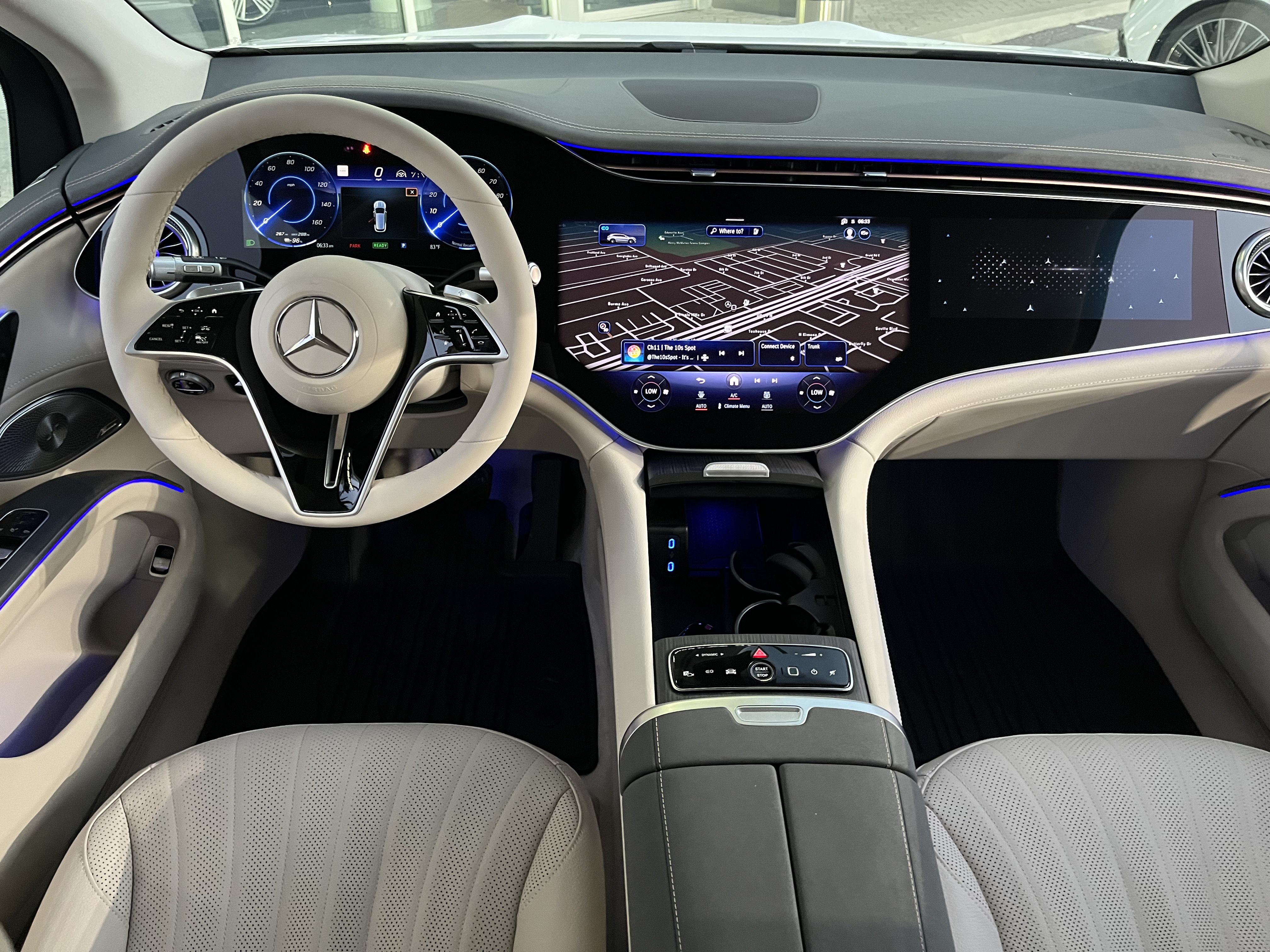 New 2026 Mercedes-Benz EQS 400 4MATIC SUV image 16