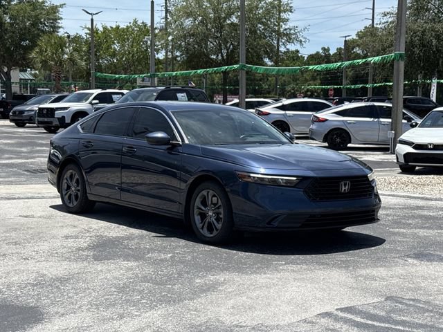 Used 2023 Honda Accord EX-L image 2