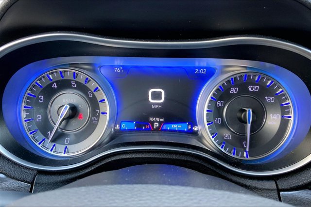 Used 2019 Chrysler 300 Touring w/ Sport Appearance Package AWD/4WD image 20