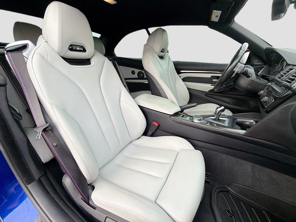 Used 2020 BMW M4 Convertible w/ Competition Package image 30