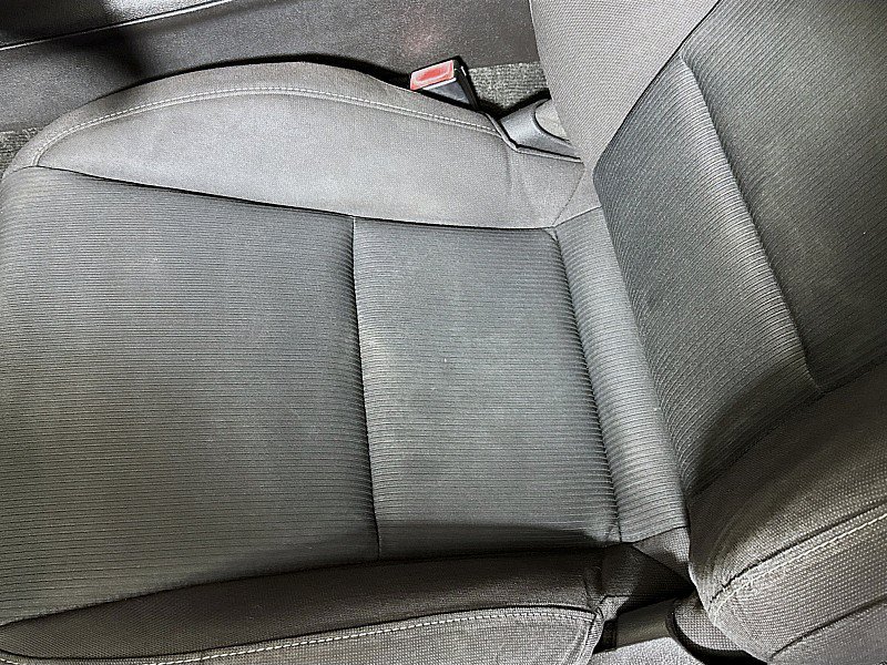 Used 2015 Chevrolet Camaro LT RWD image 18