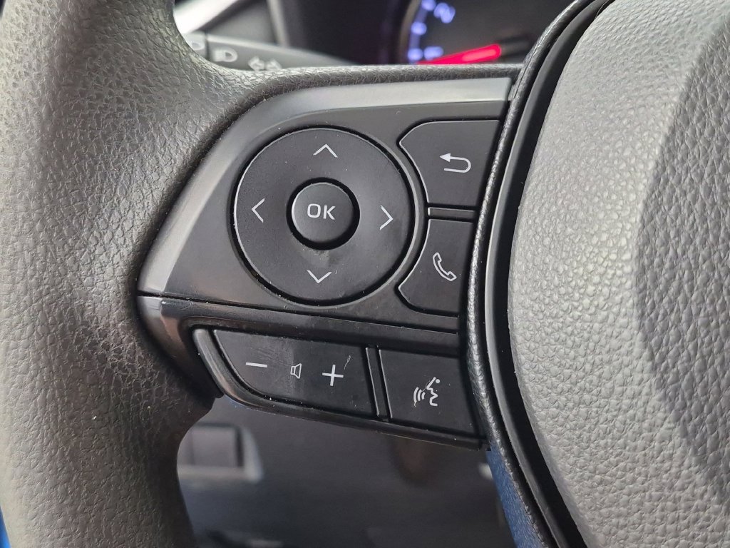 Used 2019 Toyota RAV4 LE w/ All Weather Liner Package AWD/4WD image 18