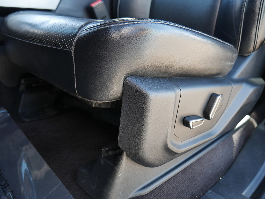 Used 2016 Ford F150 Lariat w/ Equipment Group 502A Luxury AWD/4WD image 13