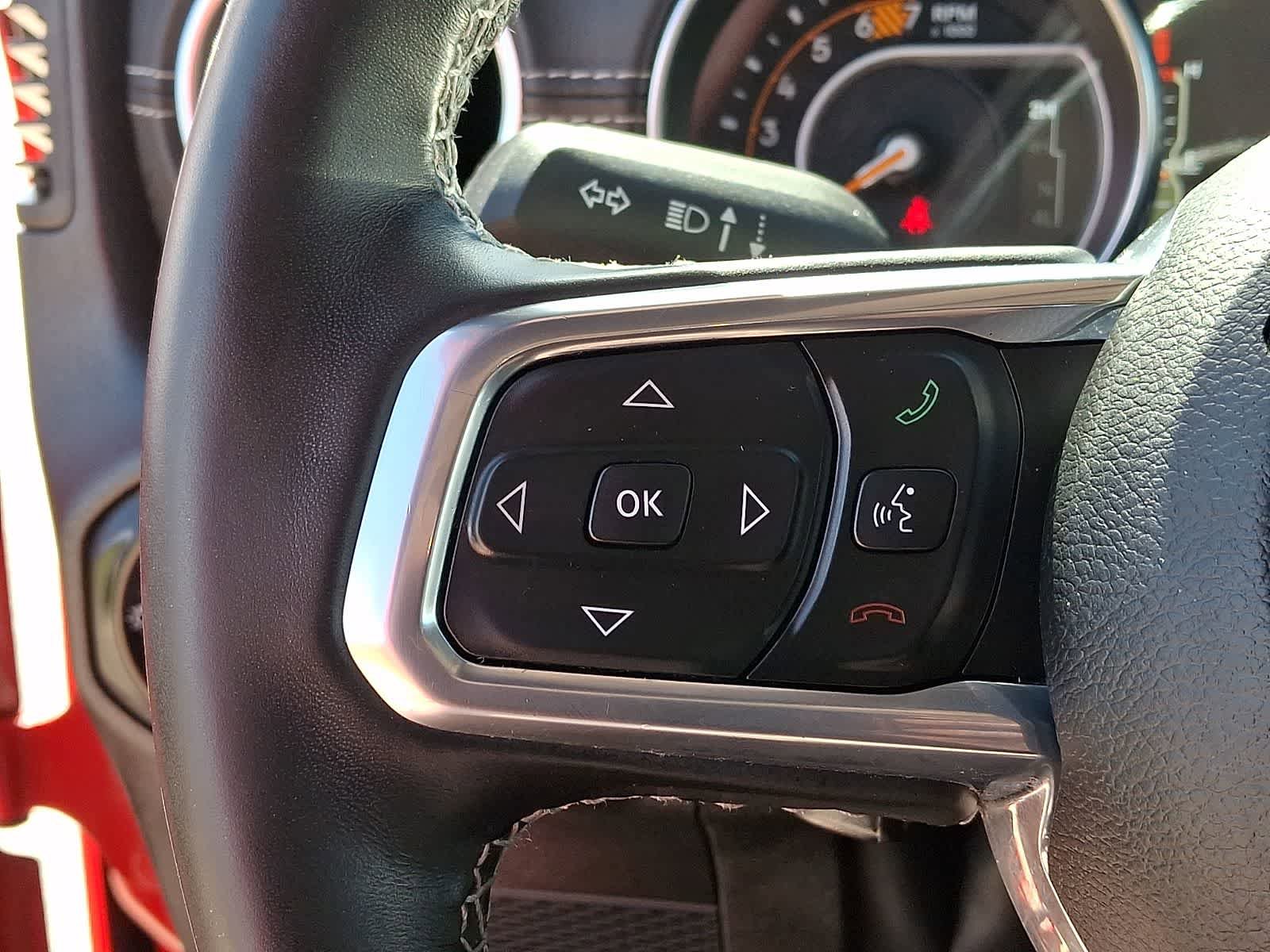 Used 2022 Jeep Wrangler Unlimited Sahara w/ LED Lighting Group AWD/4WD image 22