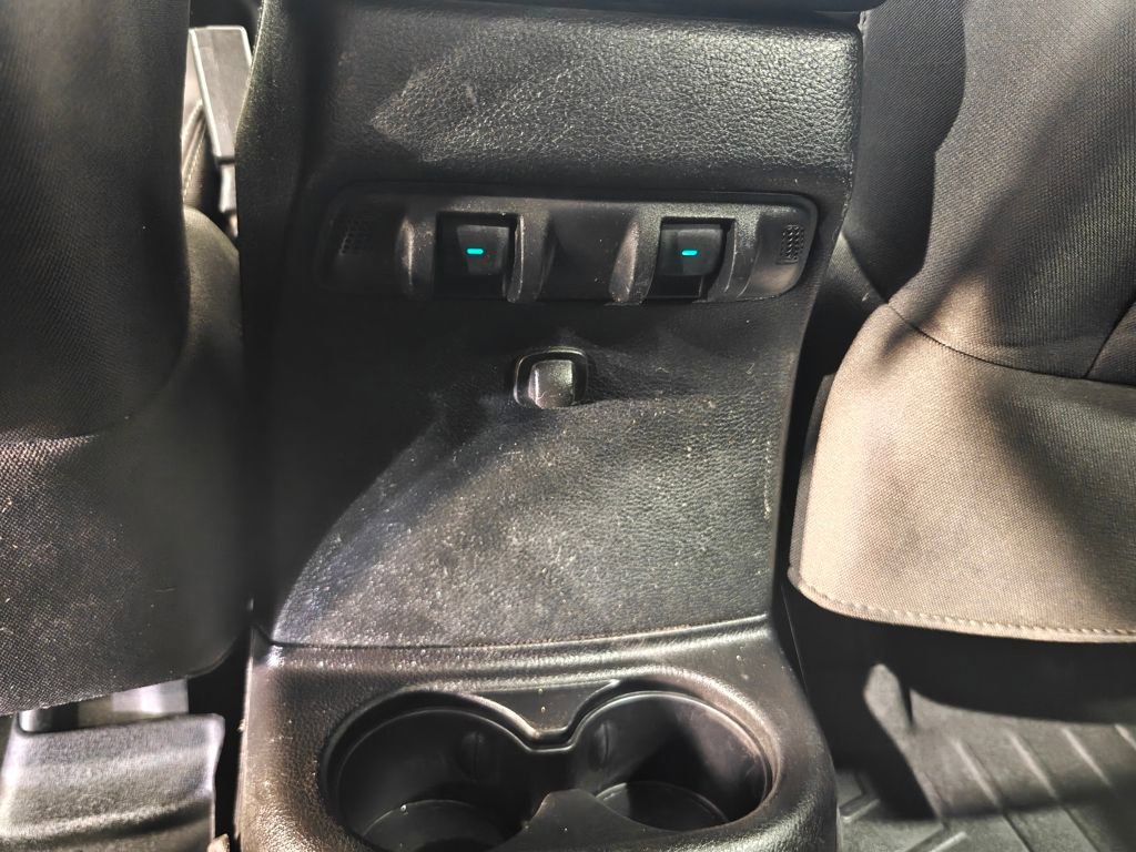 Used 2015 Jeep Wrangler Unlimited Sahara w/ Dual Top Group image 21