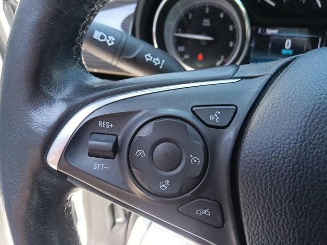 Used 2019 Buick Envision Essence FWD image 18