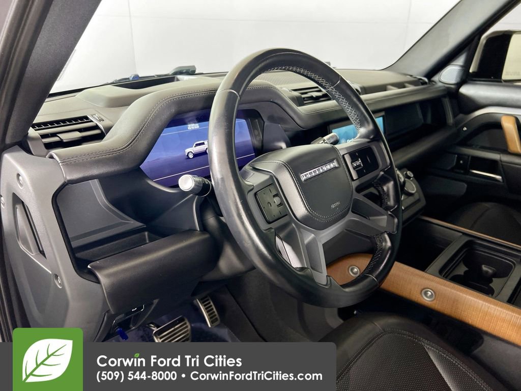 Used 2020 Land Rover Defender 110 X image 3