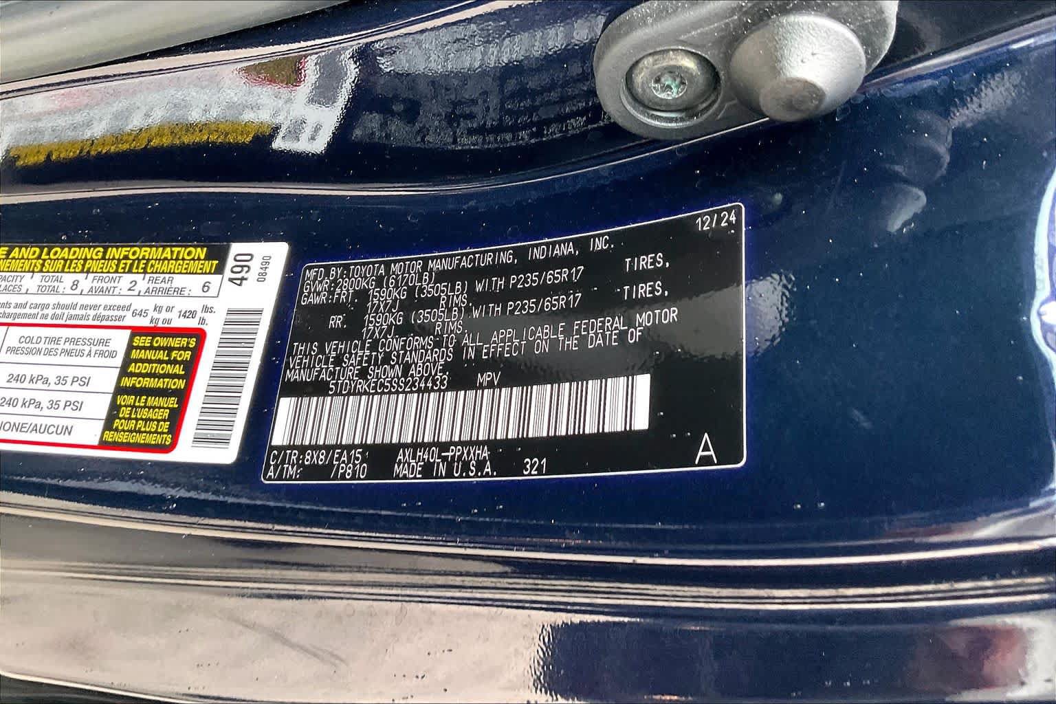 Used 2025 Toyota Sienna XLE FWD image 33