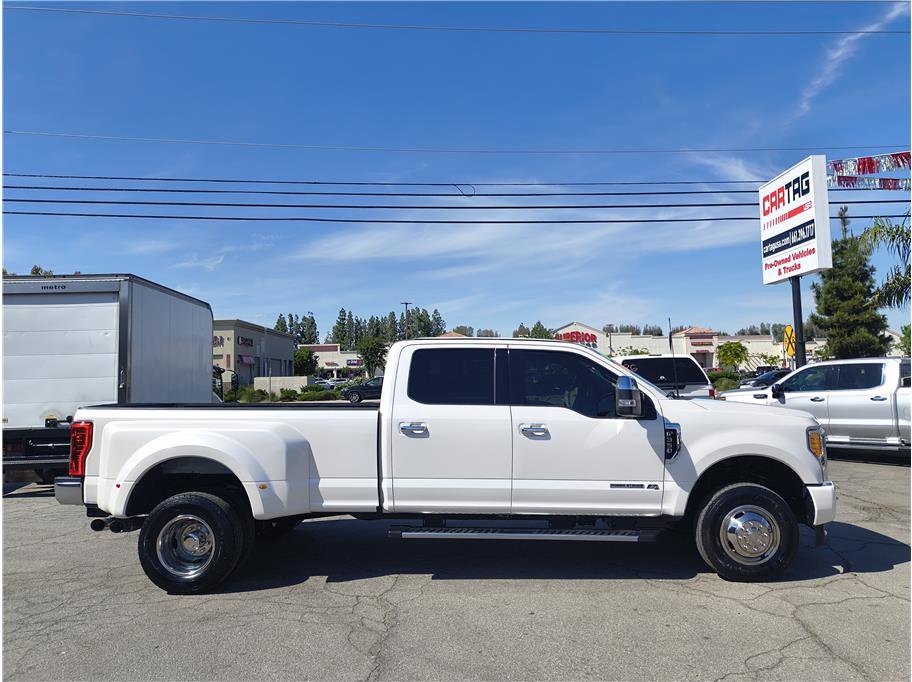 Used 2017 Ford F350 Lariat w/ Chrome Package AWD/4WD image 3