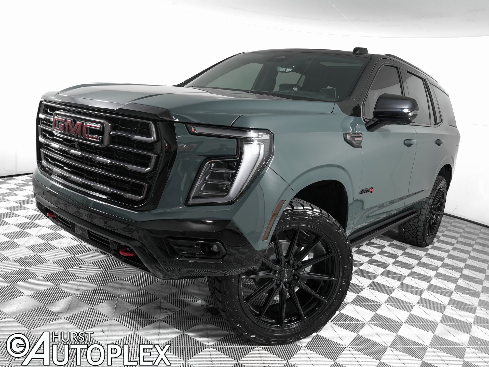 Used 2025 GMC Yukon AT4 Ultimate w/ LPO, Floor Liner Package